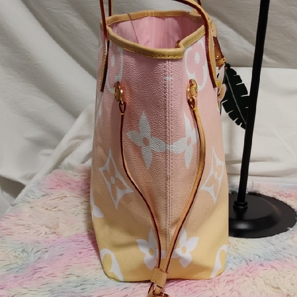 SALE! Authentic Louis Vuitton By The Pool Limited Edition Neverfull MM MB1201 - Picture 6 of 15